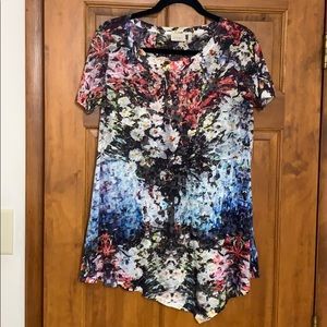 LOGO by Lori Goldstein layering tee